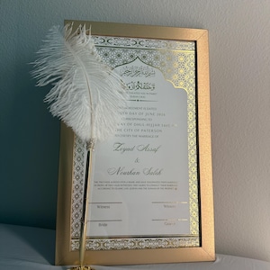 Penna a contratto Nikkah in lamina d'oro di lusso, biglietti musulmani personalizzati Nikkanama Muslim Desi Gold Bismillah, cornice per copia fisica da 8,5 x 14 pollici, penna Nikkah
