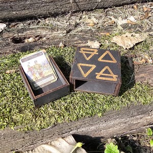 Sorcery Contested Realm- Mini Magnetic Deck Box