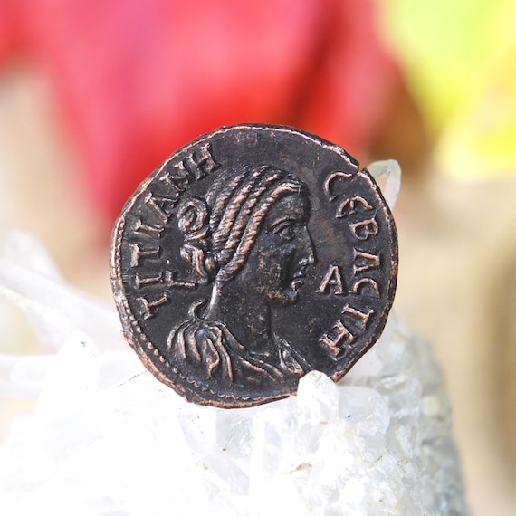 Flavia Titiana, wife of Pertinax and Pertinax Caesar Æ 25 (Egypt, Alexandria) Bronze Coin