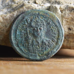 Byzantine Empire Æ Follis - Maurice Tiberius, Mint Constantinople Bronze Coin