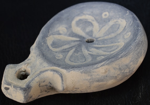 Roman Clay Oil Lamp, Pottery Oil Lamp, Terracotta Artificial Light
