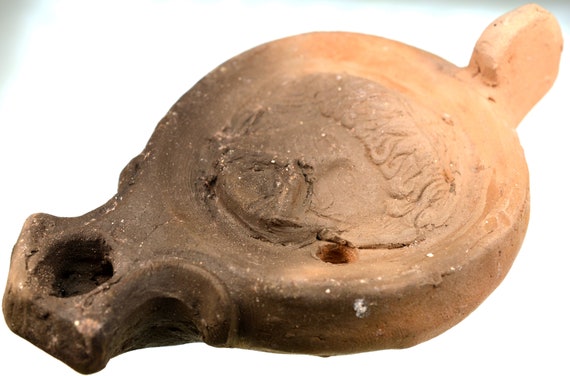 Roman Clay Oil Lamp with Handle, Pottery Oil Lamp, Terracotta Artificial Light