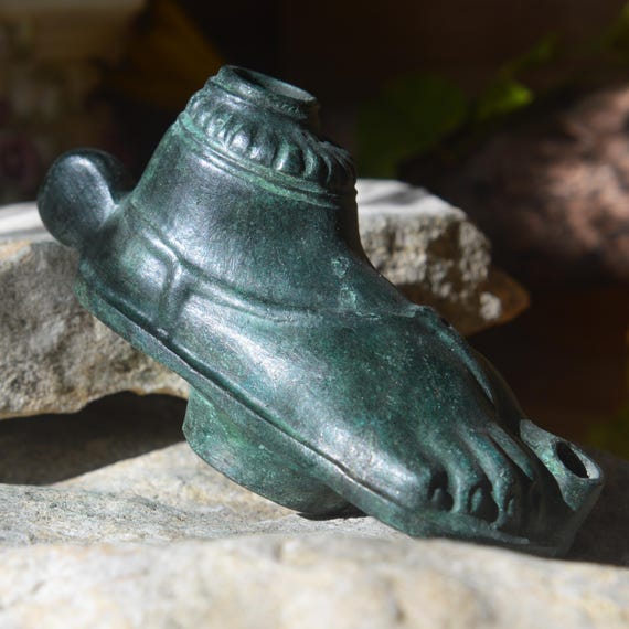 Roman Bronze Oil Lamp with Handle