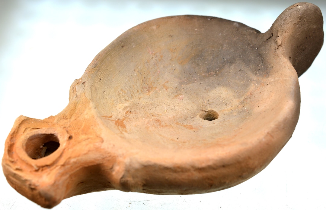Roman Clay Oil Lamp With Handle, Pottery Oil Lamp, Terracotta