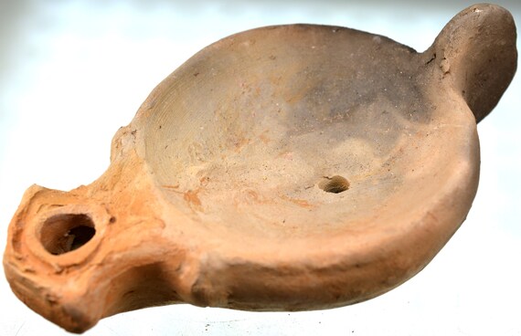 Roman Clay Oil Lamp with Handle, Pottery Oil Lamp, Terracotta Artificial Light