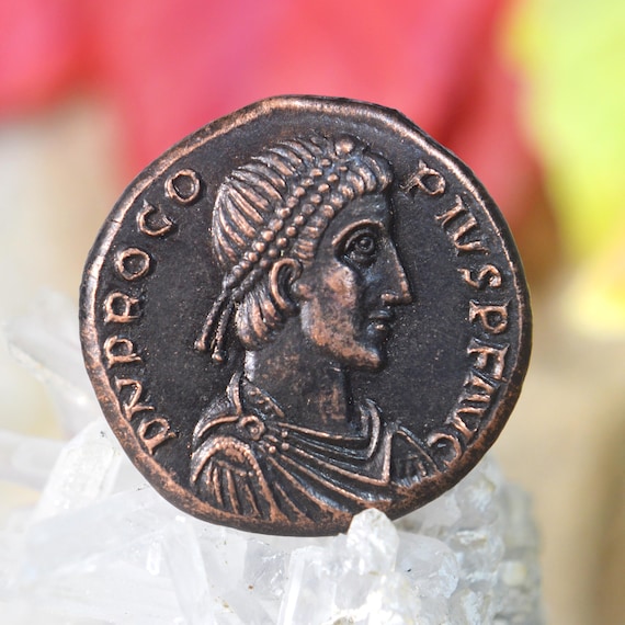 Roman Æ Medallion of Procopius (usurper), Constantinopolis Bronze Coin
