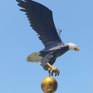 XXL Flagpole Bald Eagle Topper