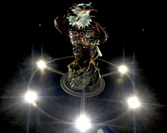 Bald Eagle Finial and Solar Flagpole Light Kit