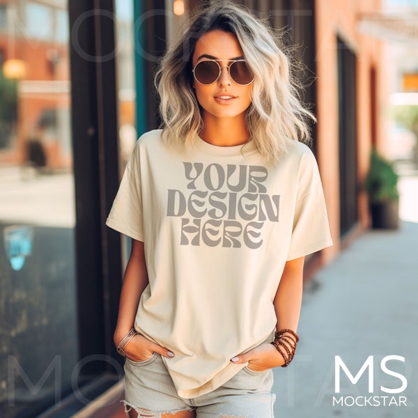 IVORY Comfort Color C1717 Ivory Mockup Oversized Ivory Outdoors Mockup Model Mockup Trendy Mock Aesthetic Mockup Cream Colored Shirt