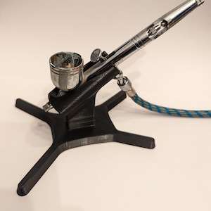 Airbrush holder - universal fit for pen style airbrushes - designed and made in the UK