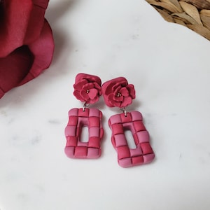 Rosa Karierte Statement Ohrringe | Maximalist Ohrringe | Helle Statement Ohrringe aus Ton