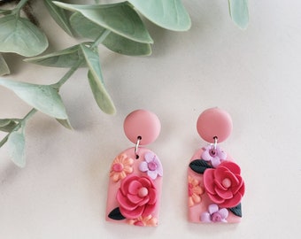 Boucles d'oreilles fleuries printanières colorées en argile | Boucles d'oreilles florales faites main | Bijoux en pâte polymère | Cadeau fait main