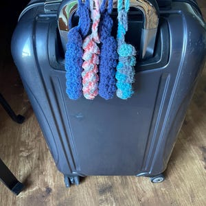 Crochet Curlicue Luggage Identifier, Spiral Bag Tag, Bag Accessories, Gift for Travel