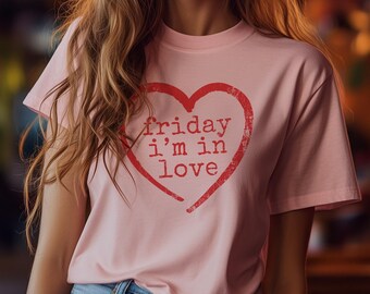 Koszulka „Friday I'm In Love” – grafika w kształcie serca, romans