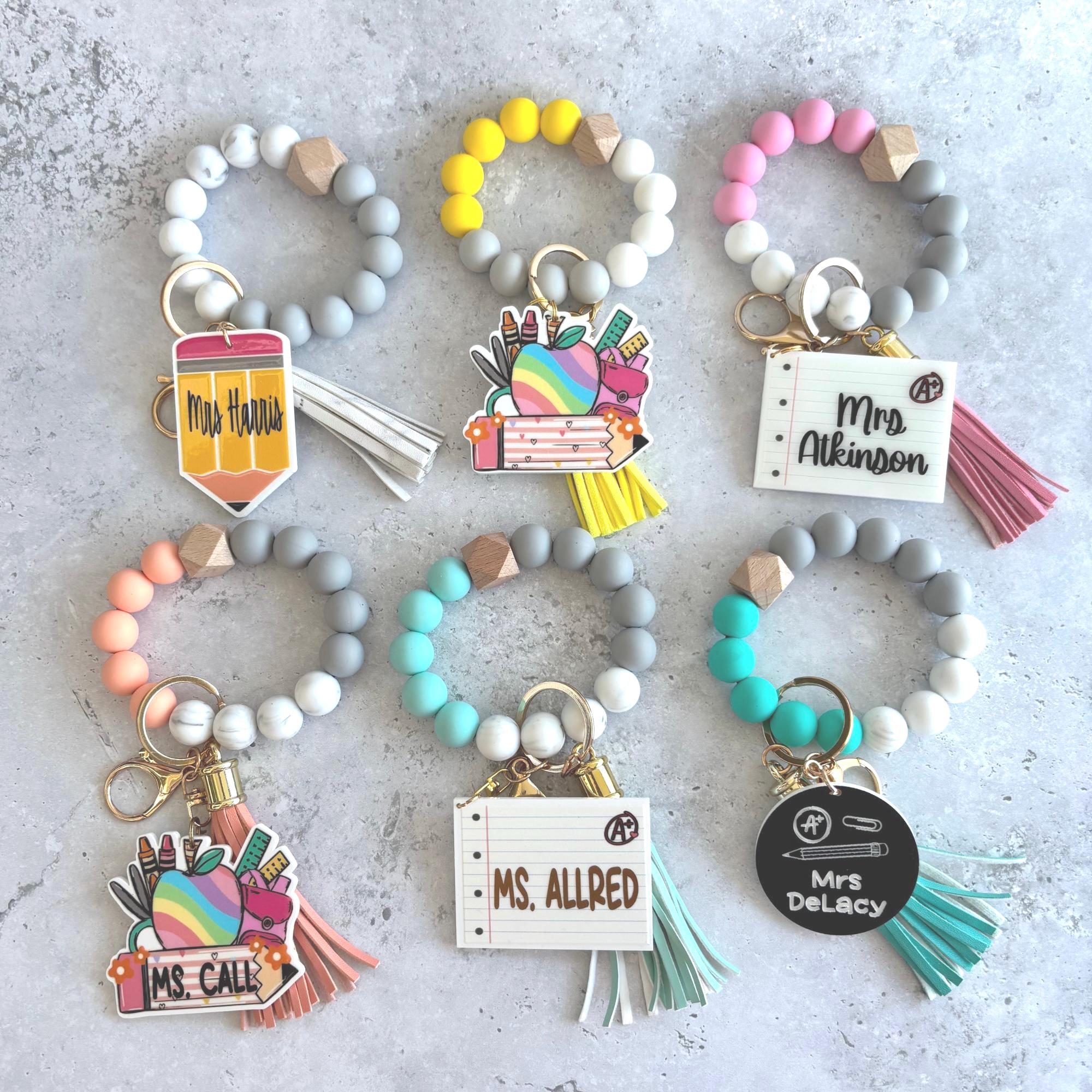 Teacher Charm Bracelet- It Takes a Big Heart to Teach Little Minds Teacher Charm Bracelet- It Takes a Big Heart to Teach Little Minds