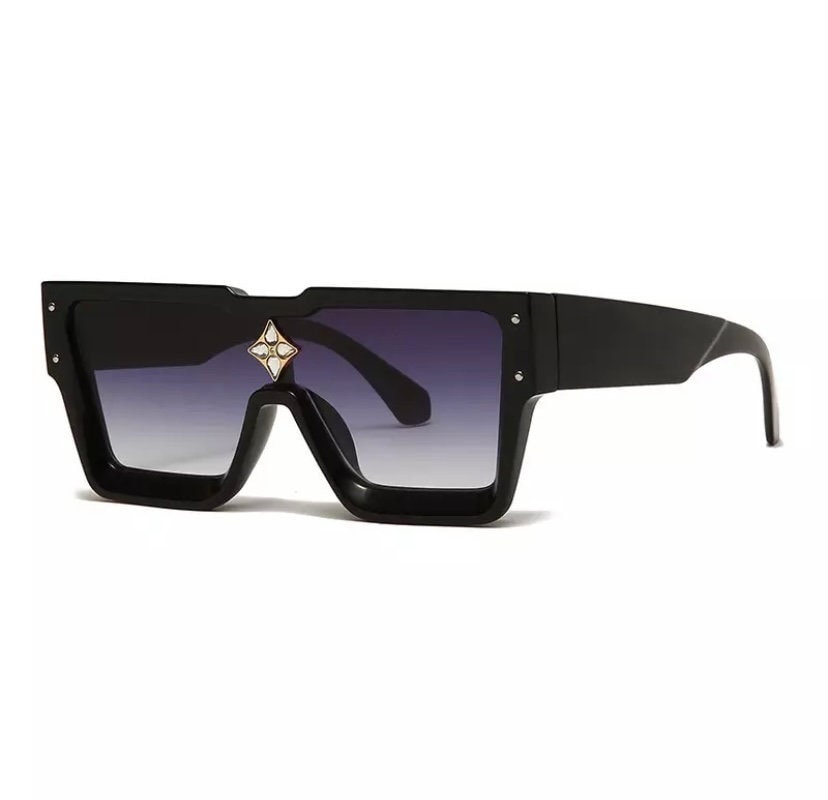 Louis Vuitton Cyclone Sunglasses Light Pink Acetate & Metal. Size W