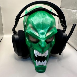 Green Goblin headset stand