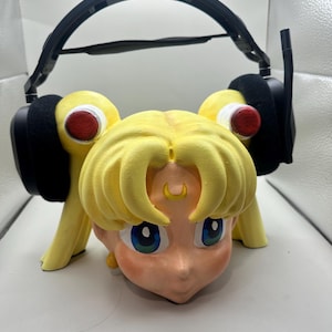 Sailor moon headset stand