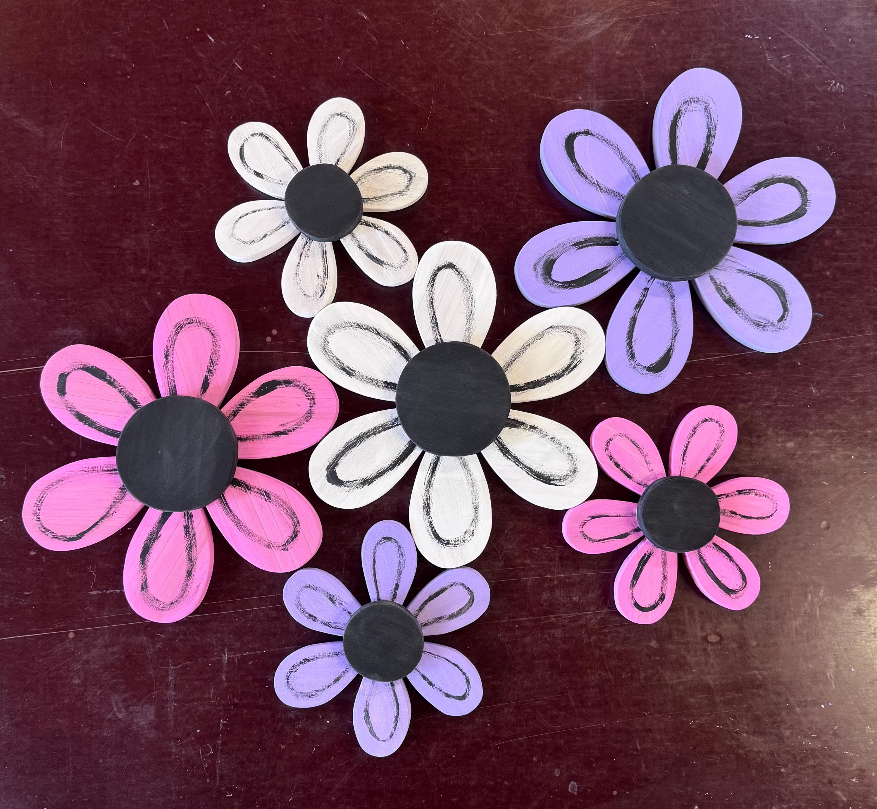 Wood Flowers for Home & Garden Wall Flower Yard Art Painted