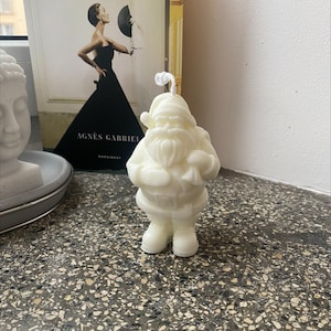 Candle - Santa with a Bag of Gifts : A Warm Addition to Christmas Decor - Shaped Candle - Sculpture Candle - Unique gift - Christmas miracle