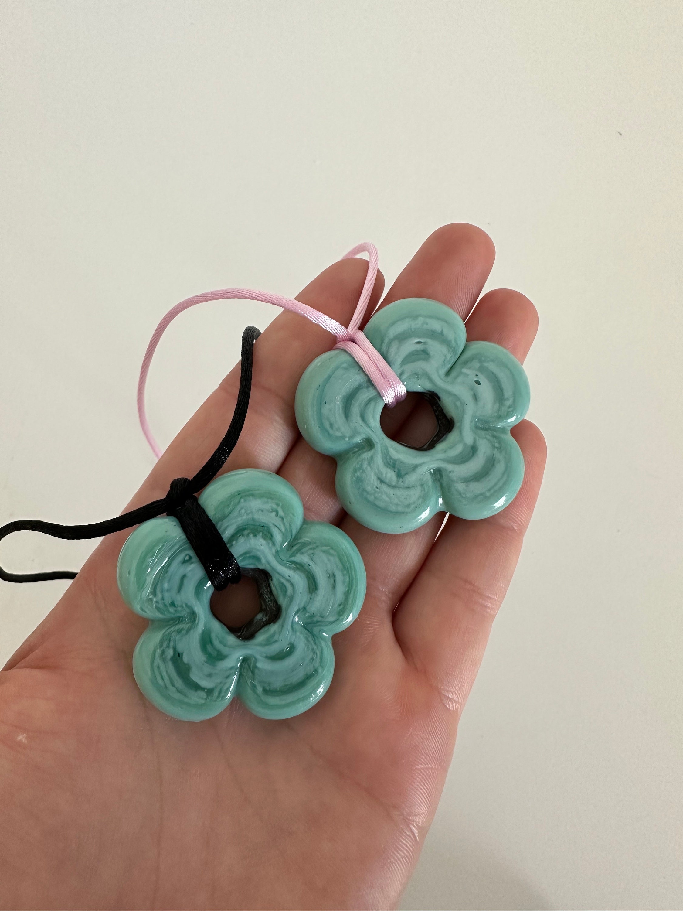 Chunky Glass Flower Pendant Necklace Etsy