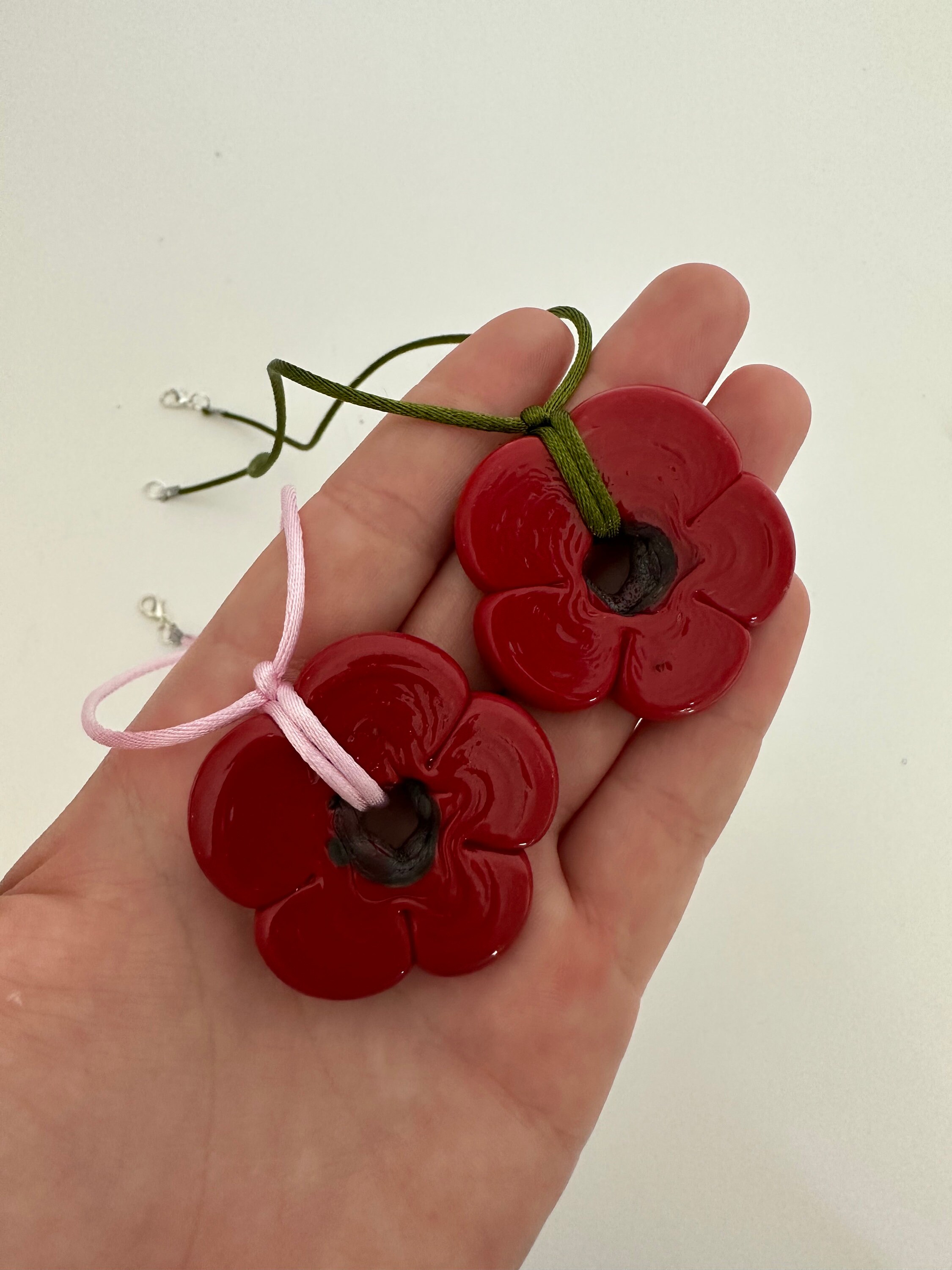 Chunky Glass Flower Pendant Necklace Etsy