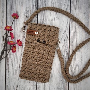 Crocheted phone case with toggle button and detachable strap | Crochet phone bag | Children's bag | Chest pouch image 4