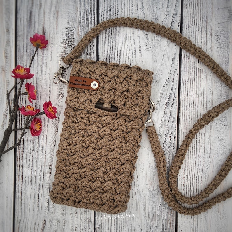 Crocheted phone case with toggle button and detachable strap | Crochet phone bag | Children's bag | Chest pouch image 4