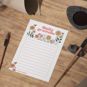 Daily Gratitude Notepad PDF, Self Care Journal Printable, Gratitude List Notepad, Daily Meditation Tracker, Gift for Mindful Women