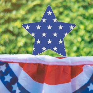Wooden Star Print Home Decor, American Stars and Stripes, Red White and Blue USA July 4th Party Decorations, Patriotic Table Centerpiece