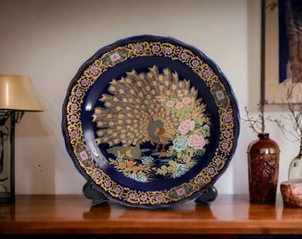 Rare Taous plate in Moroccan porcelain