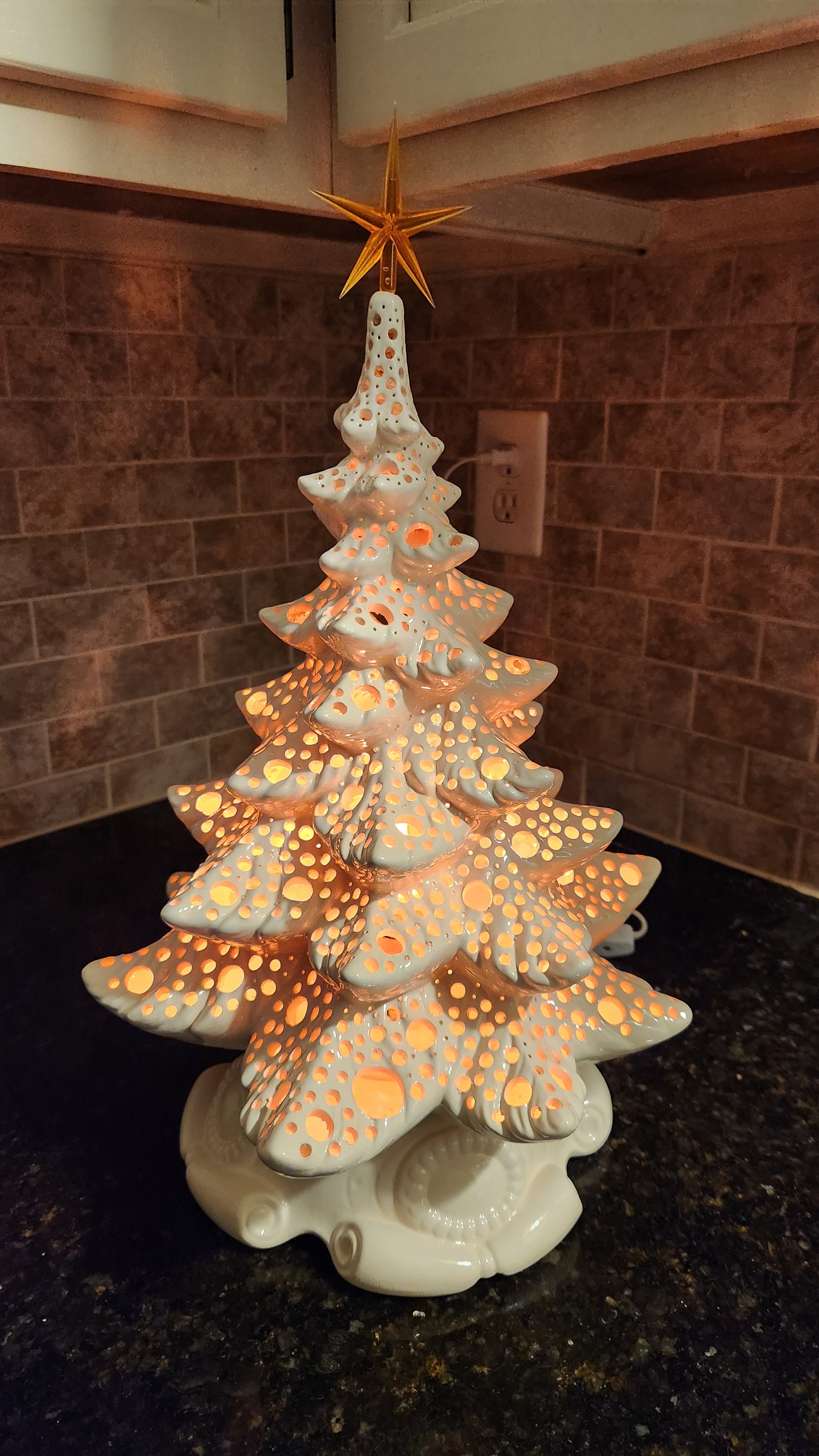 Atlantic A64 "Fireflies" Ceramic Tree