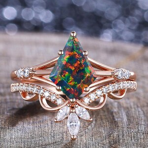 Vintage Kite Black Fire Opal Engagement Ring Set 14K Rose Gold Moissanite Ring For Women Unique Gothic Bridal Wedding Fire Opal Ring Custom