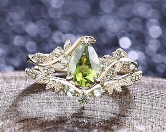 Peridot Engagement Ring Set Unique Leaf Design 14K Yellow Gold Peridot Cluster Ring Vine Twig Branch Nature Inspired Ring Anniversary Gifts