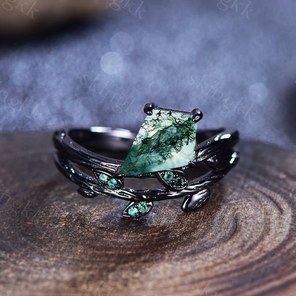 Vintage Moss Agate Engagement Ring,Kite Cut Gems,black gold,Wedding Band,Stone Unique Women Bridal Promise Ring,Customized Gift,Gifts