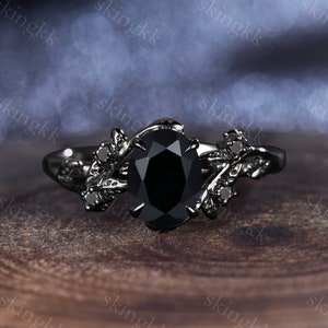 Vintage Black Onyx Engagement Ring,Oval Cut Gems,black gold,Wedding Band,Stone Unique Women Bridal Promise Ring,Customized,Gifts for Her
