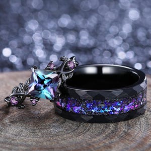Anillo gótico de alejandrita para pareja, anillo de bodas a juego de alejandrita para él y para ella, anillo de compromiso único de amatista princesa, anillo de tungsteno para hombre personalizado