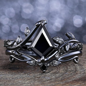Vintage Black Onyx Engagement Ring Set Gothic Stacking Wedding Rings Anniversary Gift Unique Design Women Bridal Promise Ring Set Custom