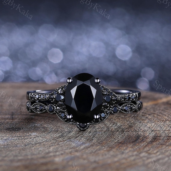 ゴシックブラックオニキス婚約指輪セット ブラックオニキス重ね付け
