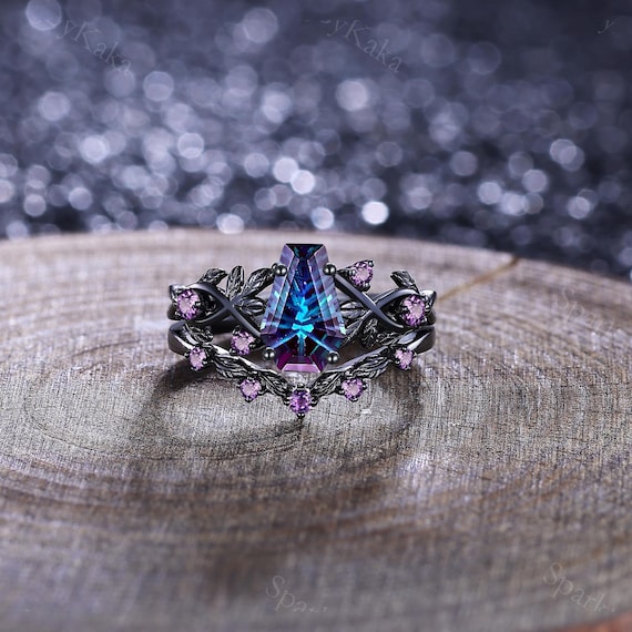 Fireworks Alexandrite Engagement Ring Set Unique Leaf Design