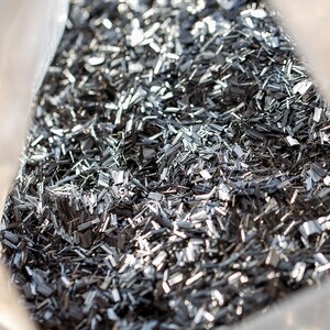 0.25&#39;&#39; 6mm Chopped Carbon Fiber Flake High Strength Fiber for Forged Composites Forged Carbon Fiber Skinning Crafts and DIY Supply