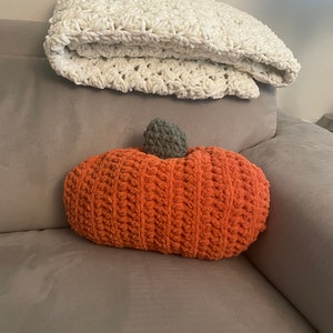 Crochet Pumpkin Pattern: Pumpkin Pillow Crochet Pattern for Fall/Halloween Decor