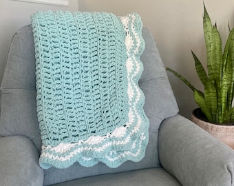 Easy Crochet Blanket - Beginner Crochet Pattern