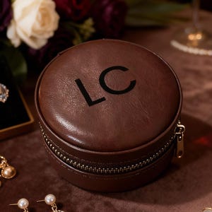 Handgemaakte volnerf lederen reissieradendoos – Heirloom Keepsake