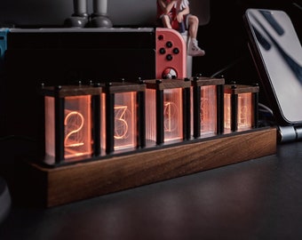 Retro Neo Nixie Tube Clock, Walnut Wood RGB Digitale Klok, Moderne Desktop Klok, Pseudo Glow Tube Clock, Cadeau voor hem of haar, Vadercadeau