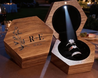 Personalisierte Hexagon Triple Slot Hochzeit Ringbox mit Licht, 3 Slot Ringbox, Holz Ringbox 3 Slot, Drei Ringbox, Samt Ringbox 3 Slots