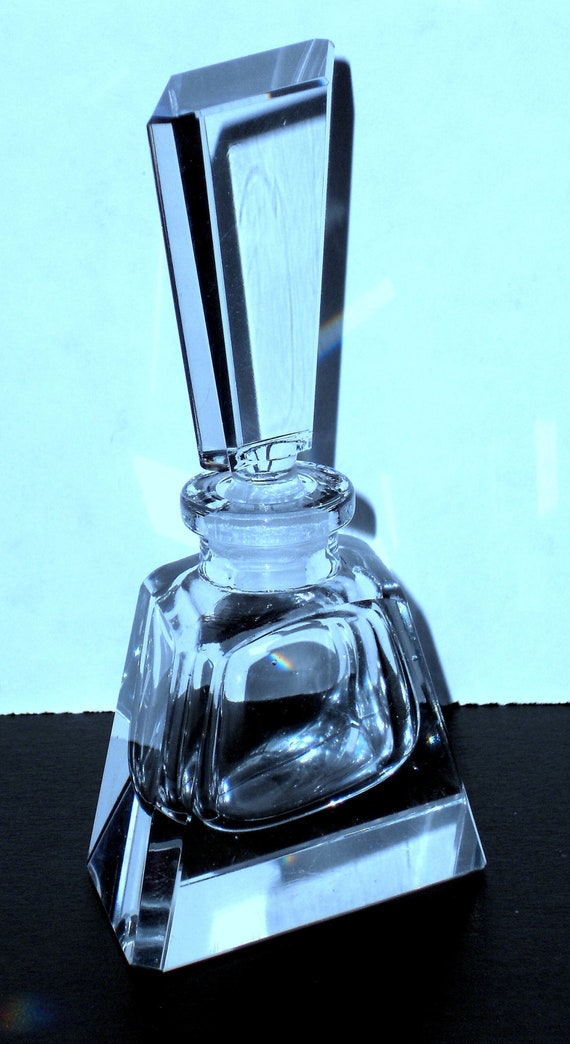 1930's Art Deco  CRYSTAL PERFUME BOTTLE - Mint Co… - image 2