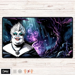 Ursula Sea Witch - Tapis de jeu TCG - 61 x 40 cm ou 91 x 35 cm (31,5 x 15,5 po.) - Tapis de jeu de société, de cartes ou de bureau