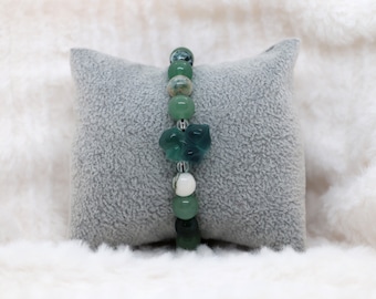 Handmade Crystal Bulbasaur Charm Bracelet