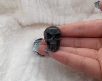 Yooperlite skull carving
